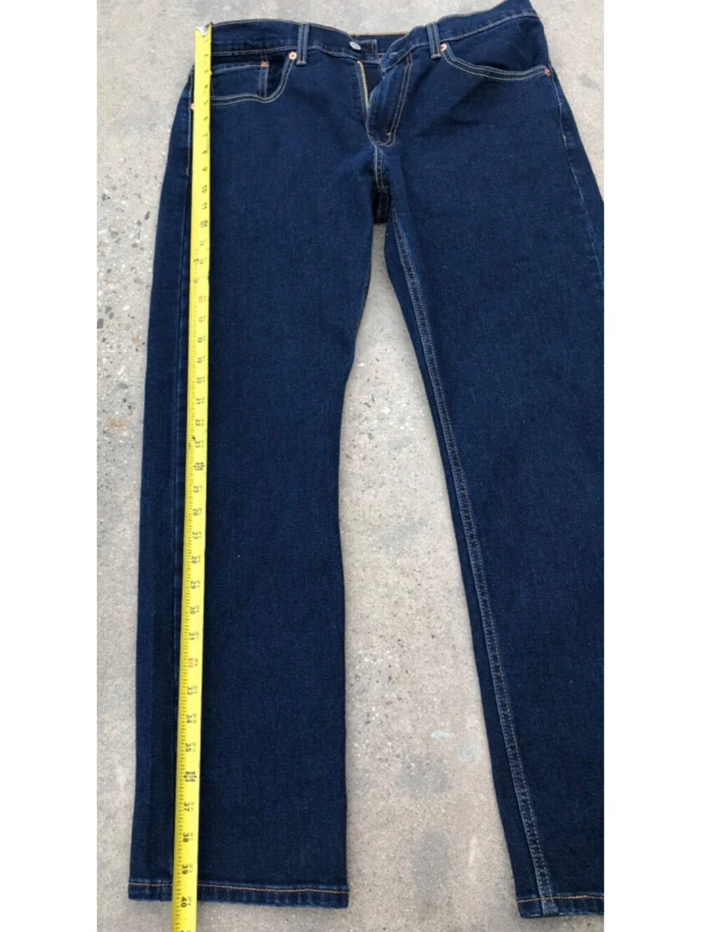 Levis 505 Jeans Mens 32x30 Dark Blue Denim Straight Leg Medium Wash Great Shape